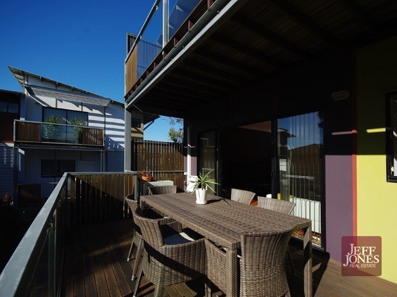 14/9 Talbot Street, Coorparoo QLD 4151