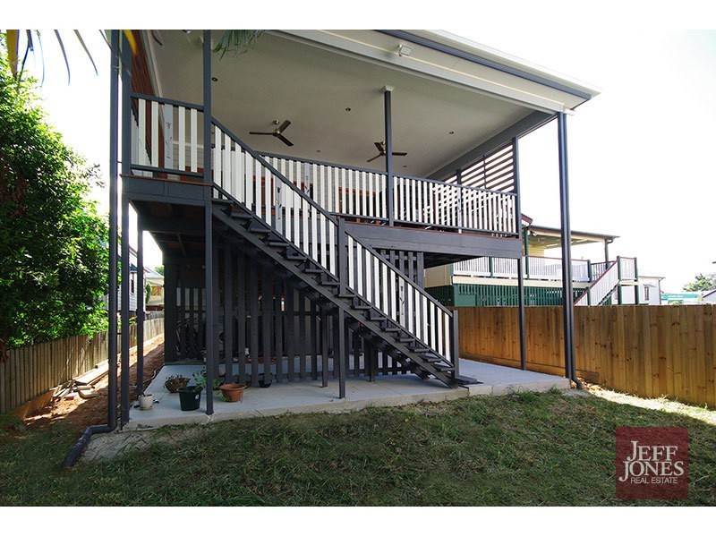 4 Flower Street, Woolloongabba QLD 4102