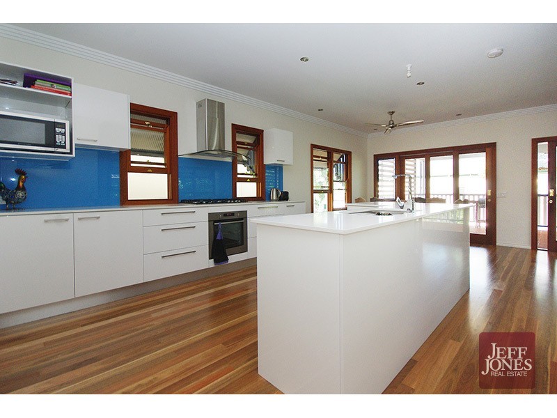 4 Flower Street, Woolloongabba QLD 4102