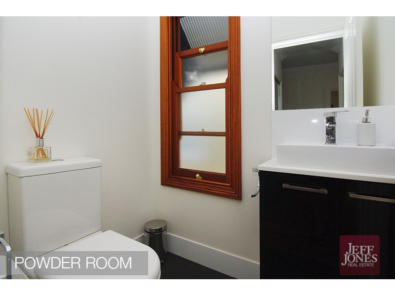 4 Flower Street, Woolloongabba QLD 4102