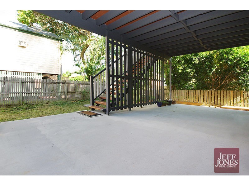 4 Flower Street, Woolloongabba QLD 4102