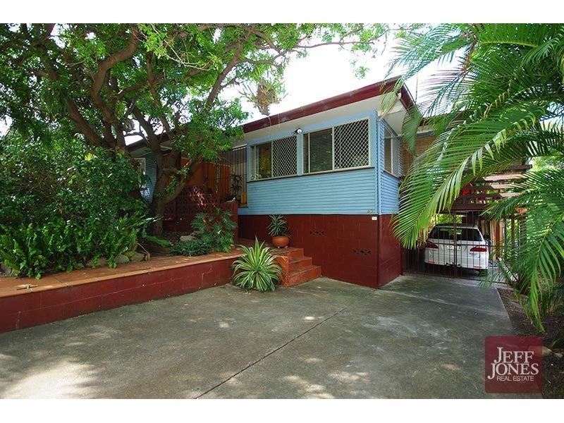 42 Hexham Street, Tarragindi QLD 4121