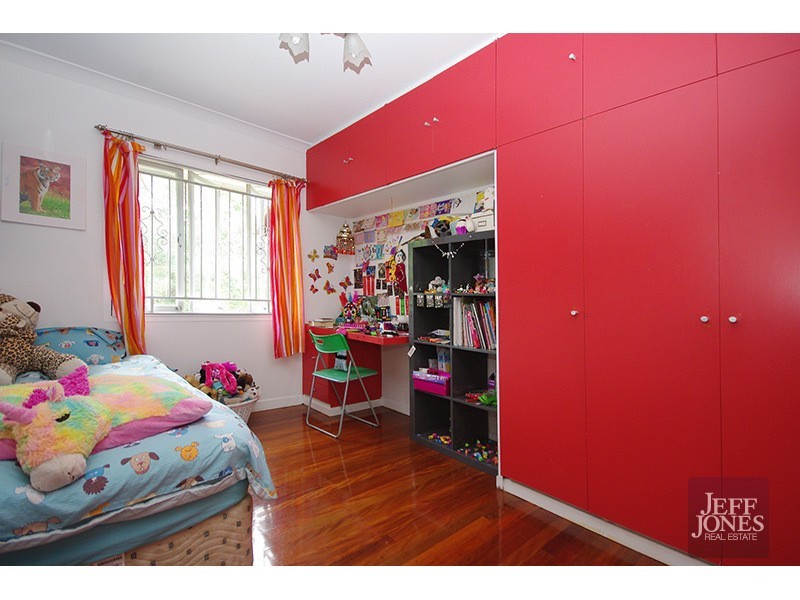 42 Hexham Street, Tarragindi QLD 4121