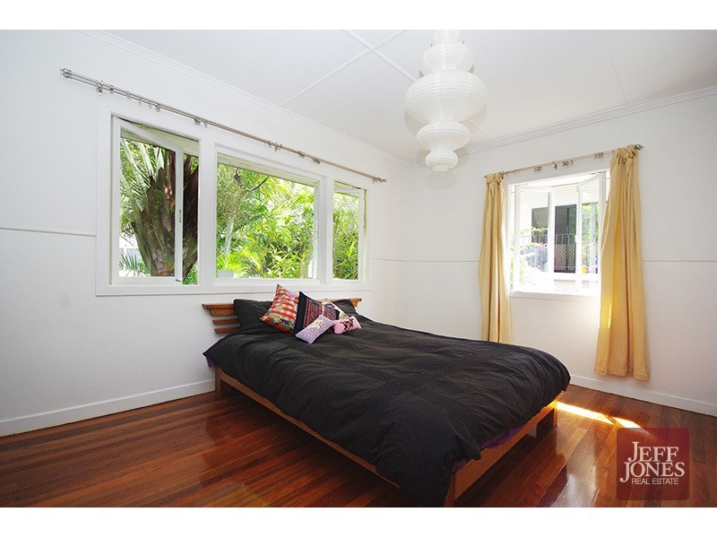 42 Hexham Street, Tarragindi QLD 4121