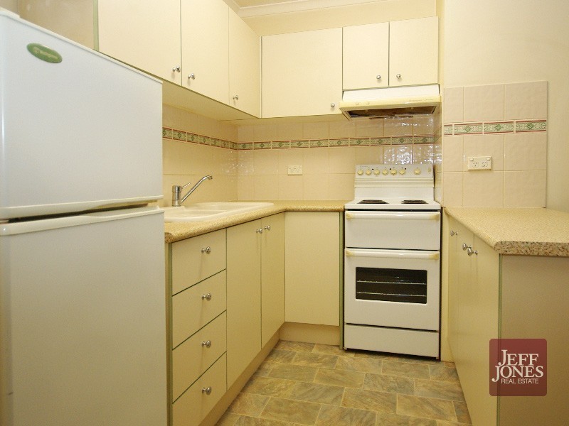 A5/52 Baron Street, Greenslopes QLD 4120