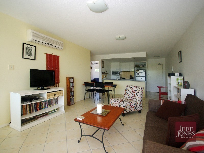 4/17 Deviney Street, Morningside QLD 4170