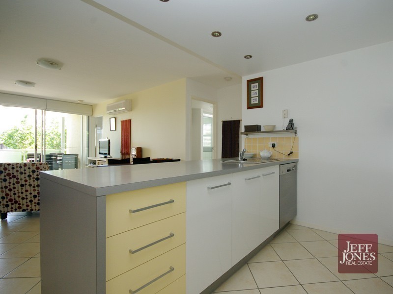 4/17 Deviney Street, Morningside QLD 4170