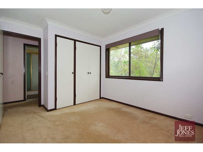 23 Hector Road, Holland Park QLD 4121