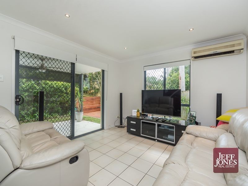 1/34 Douglas Street, Greenslopes QLD 4120