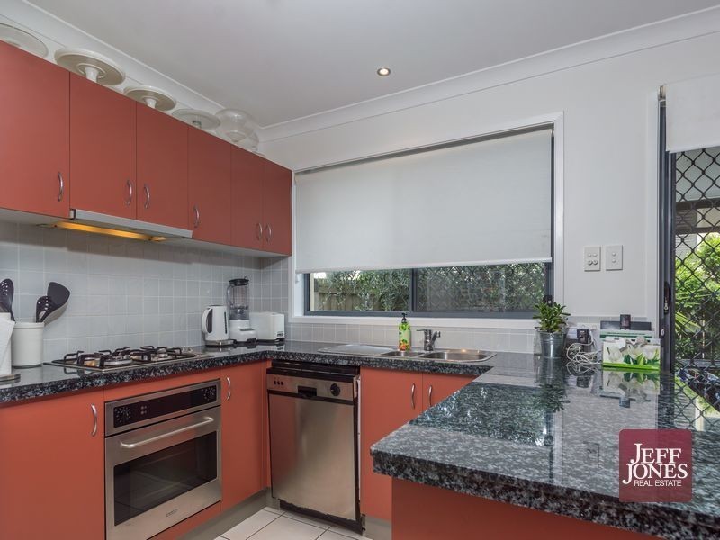 1/34 Douglas Street, Greenslopes QLD 4120