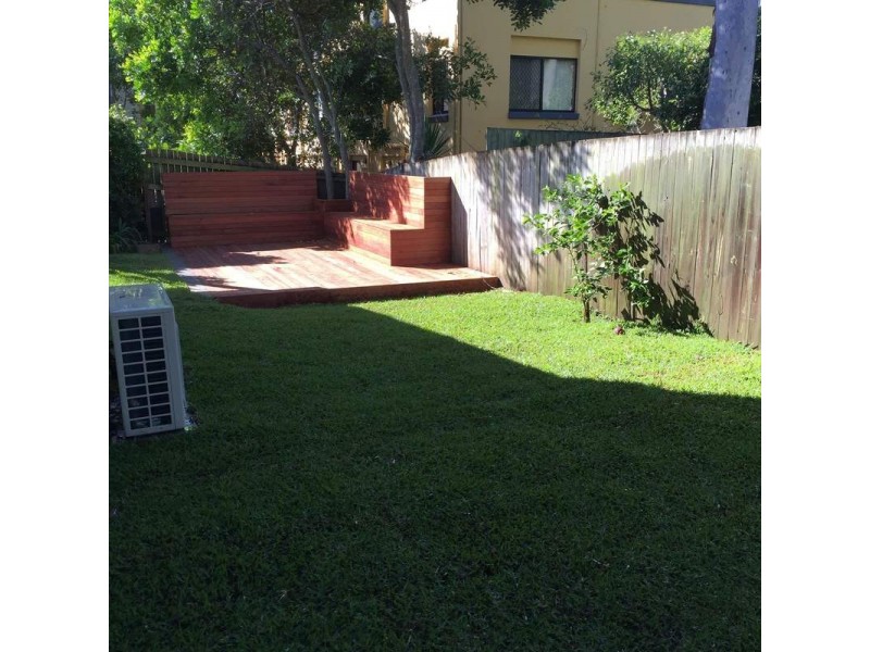 1/34 Douglas Street, Greenslopes QLD 4120