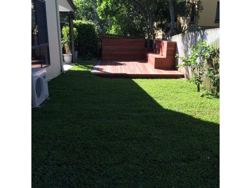 1/34 Douglas Street, Greenslopes QLD 4120