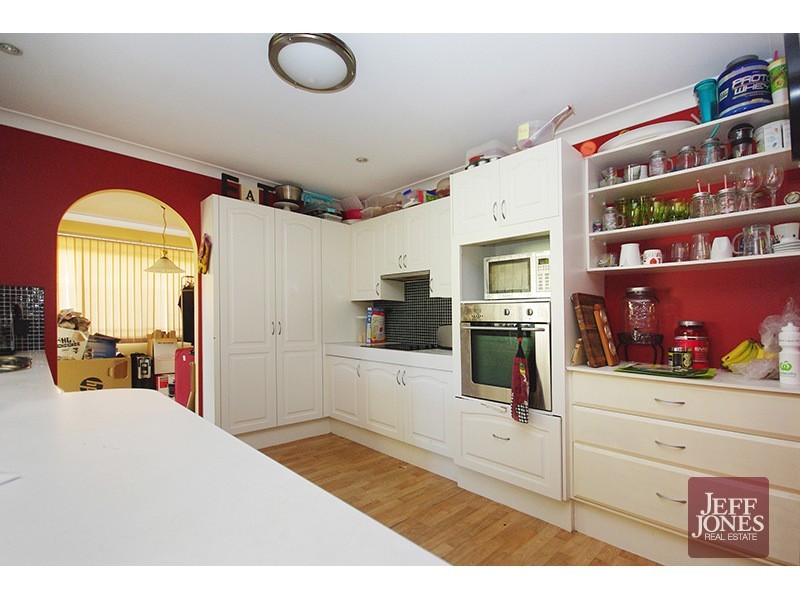 376 Winstanley Street, Carindale QLD 4152