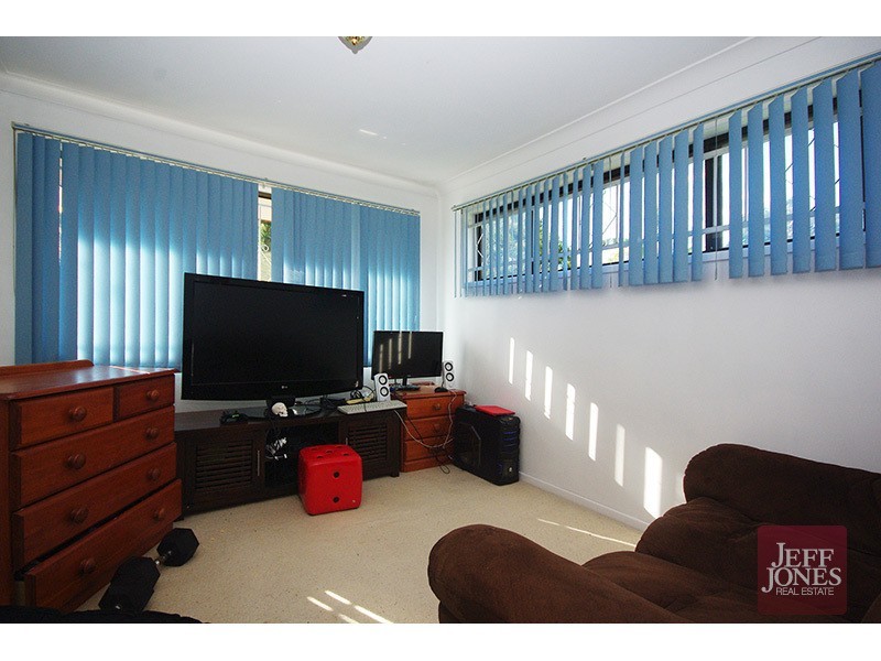 376 Winstanley Street, Carindale QLD 4152