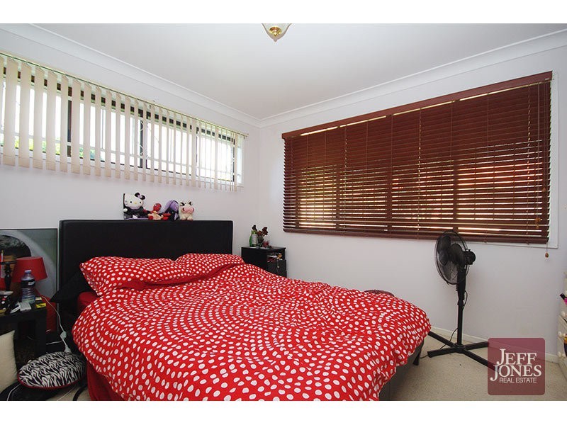 376 Winstanley Street, Carindale QLD 4152