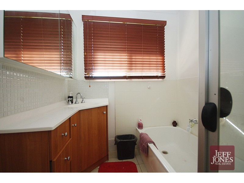 376 Winstanley Street, Carindale QLD 4152