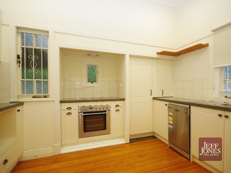 44 Hunter Street, Greenslopes QLD 4120