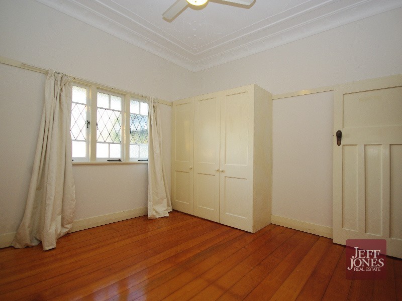 44 Hunter Street, Greenslopes QLD 4120