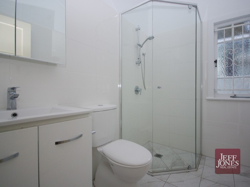 44 Hunter Street, Greenslopes QLD 4120