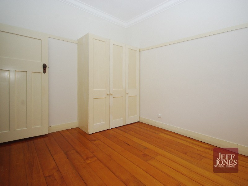 44 Hunter Street, Greenslopes QLD 4120