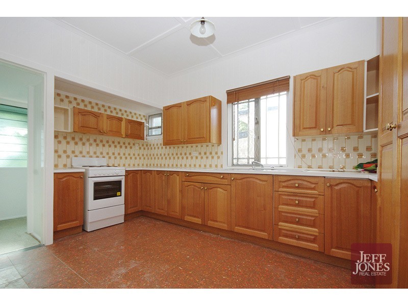 71 Henry Street, Greenslopes QLD 4120