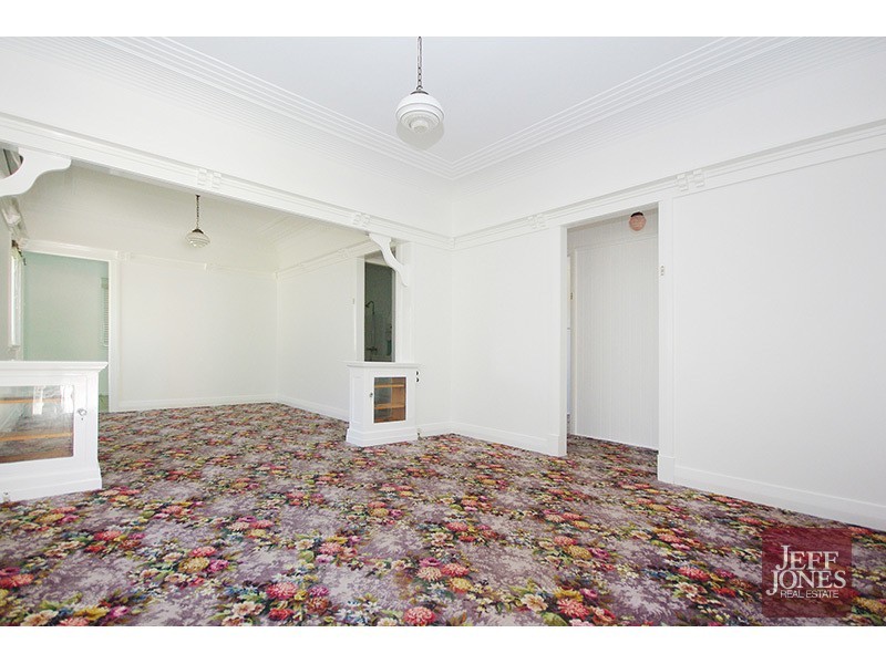 71 Henry Street, Greenslopes QLD 4120