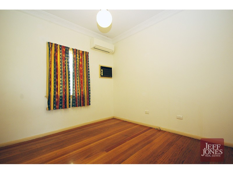 102 Peach Street, Greenslopes QLD 4120