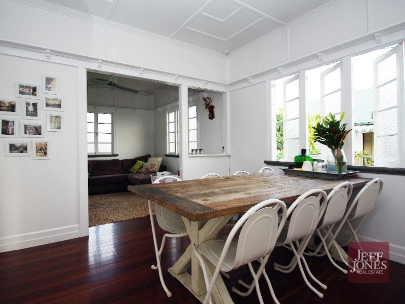 35 Sunshine Avenue, Tarragindi QLD 4121