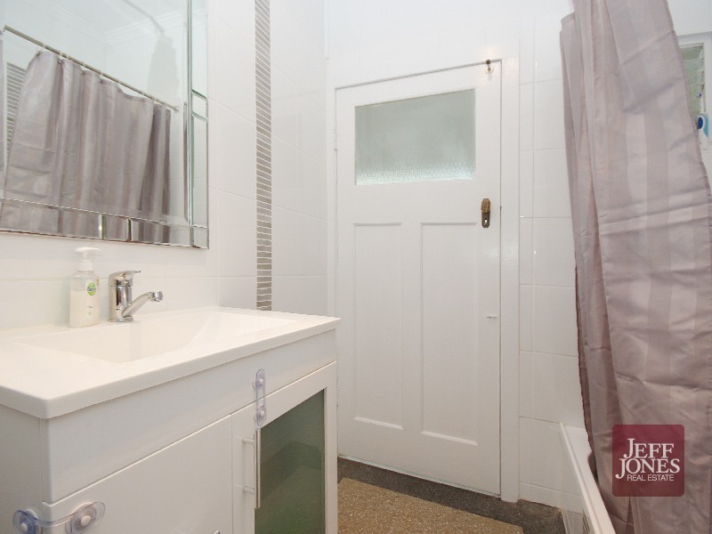 35 Sunshine Avenue, Tarragindi QLD 4121