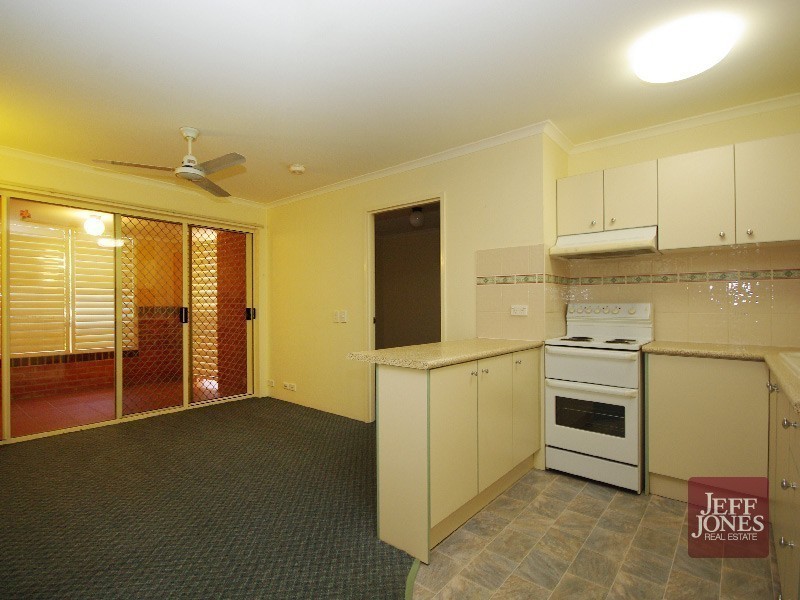 B2/52 Baron Street, Greenslopes QLD 4120