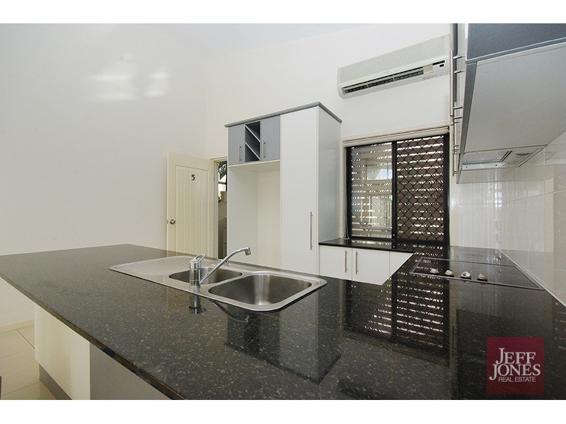 5/27 Brinawa Street, Camp Hill QLD 4152