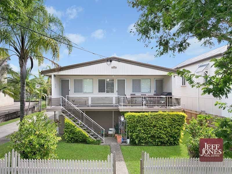 4/15 Cedar Street, Greenslopes QLD 4120