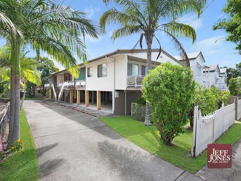 4/15 Cedar Street, Greenslopes QLD 4120