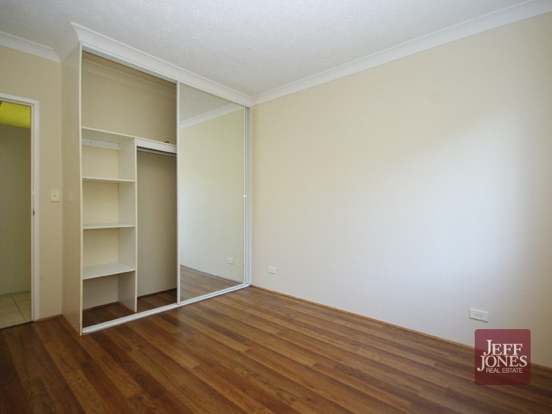 1/2 Gustavson Street, Annerley QLD 4103
