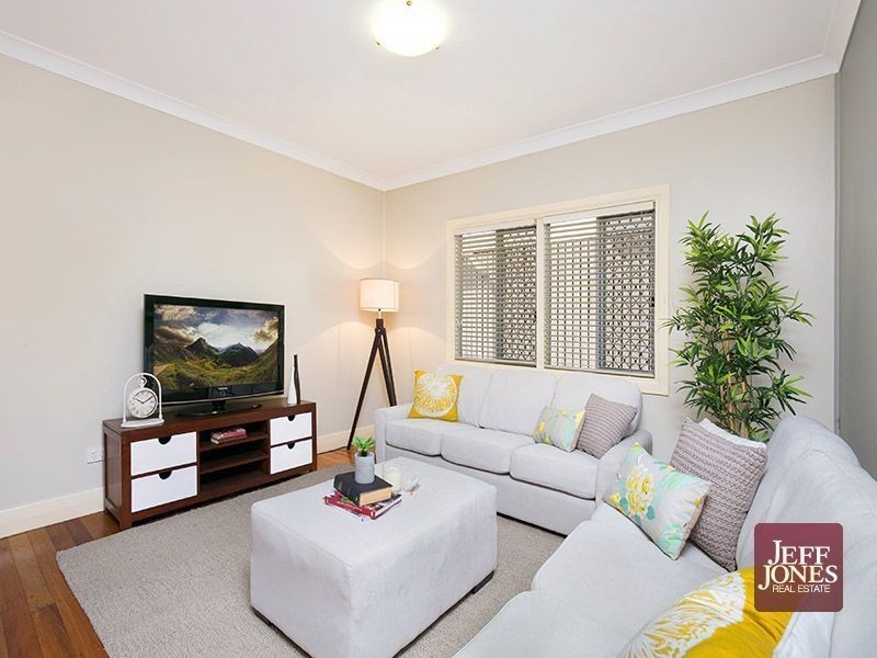 173 Juliette Street, Greenslopes QLD 4120
