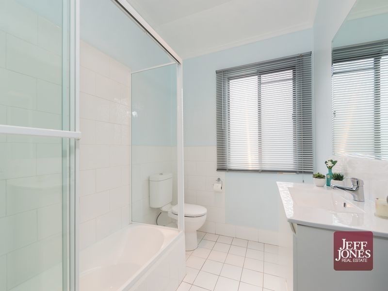 70a Bernecker Street, Carina QLD 4152