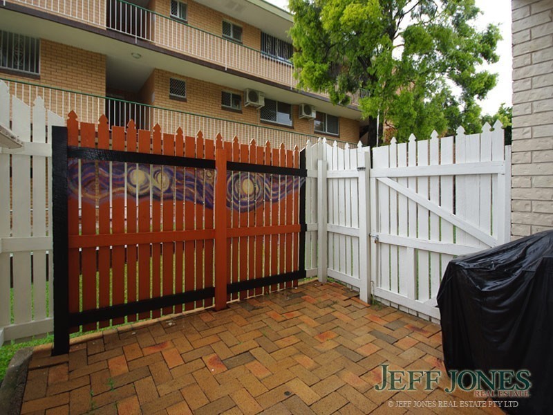 17/7 Main Avenue, Coorparoo QLD 4151