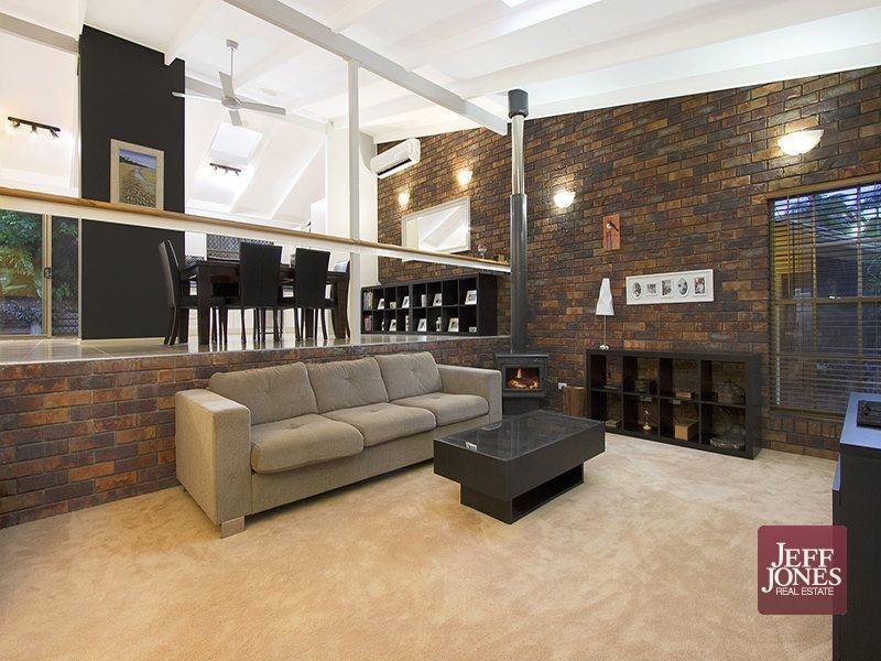 6 Foliage Court, Shailer Park QLD 4128