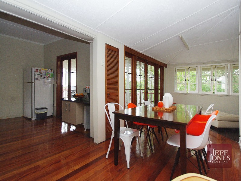 20 Narracott Street, Carina QLD 4152