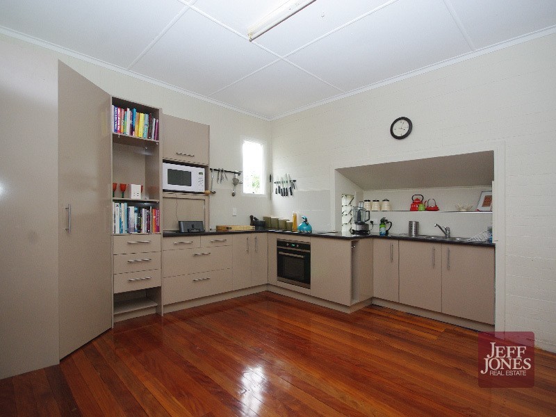 20 Narracott Street, Carina QLD 4152