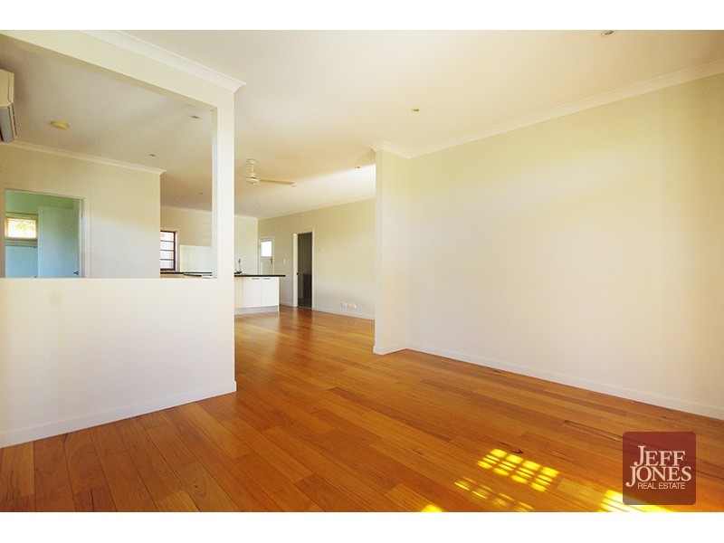 1/25 Douglas Street, Greenslopes QLD 4120