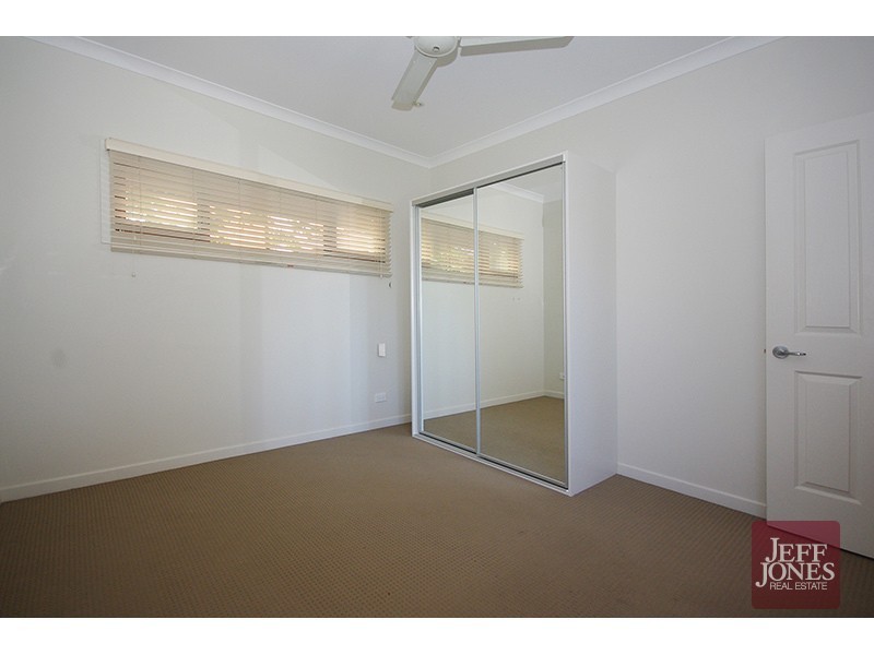 1/25 Douglas Street, Greenslopes QLD 4120