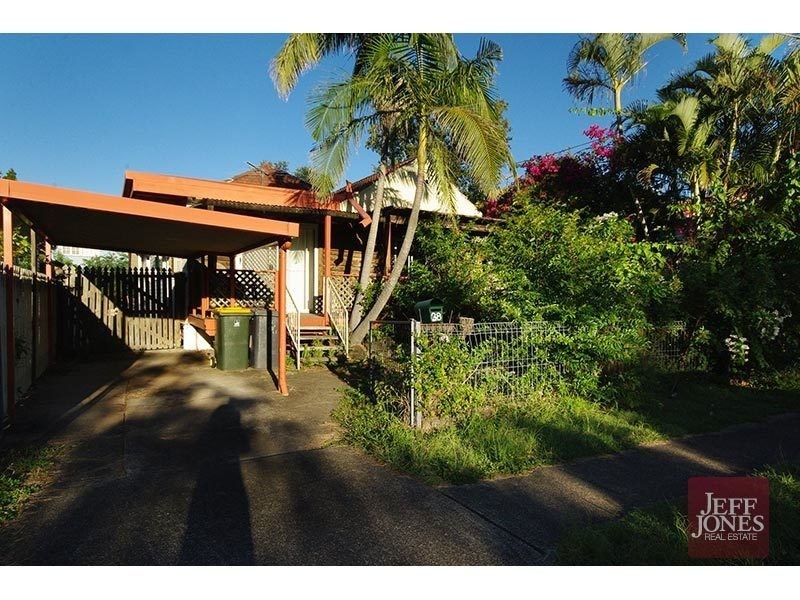 38 Lake Street, Yeronga QLD 4104
