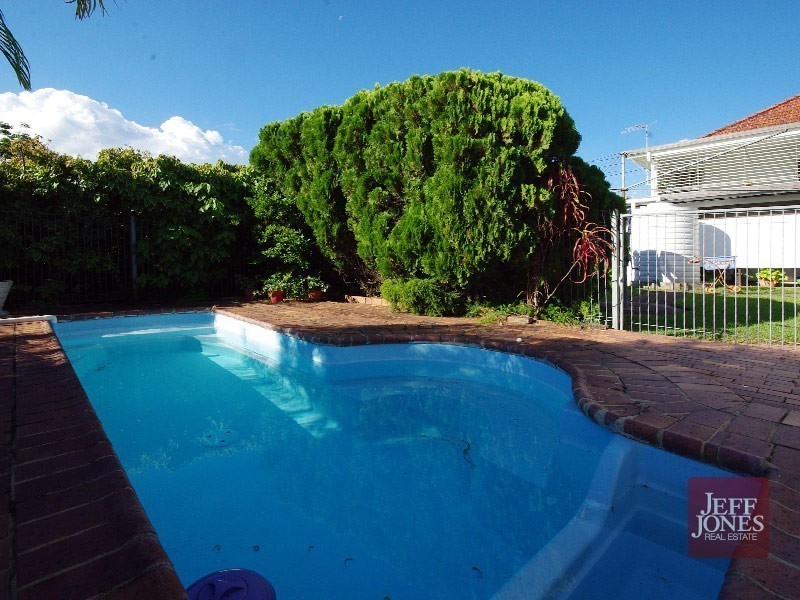 49 Fingal Street, Tarragindi QLD 4121