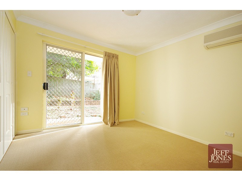 1/15 Wellington Street, Coorparoo QLD 4151