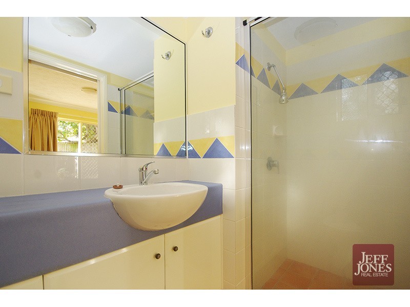 1/15 Wellington Street, Coorparoo QLD 4151