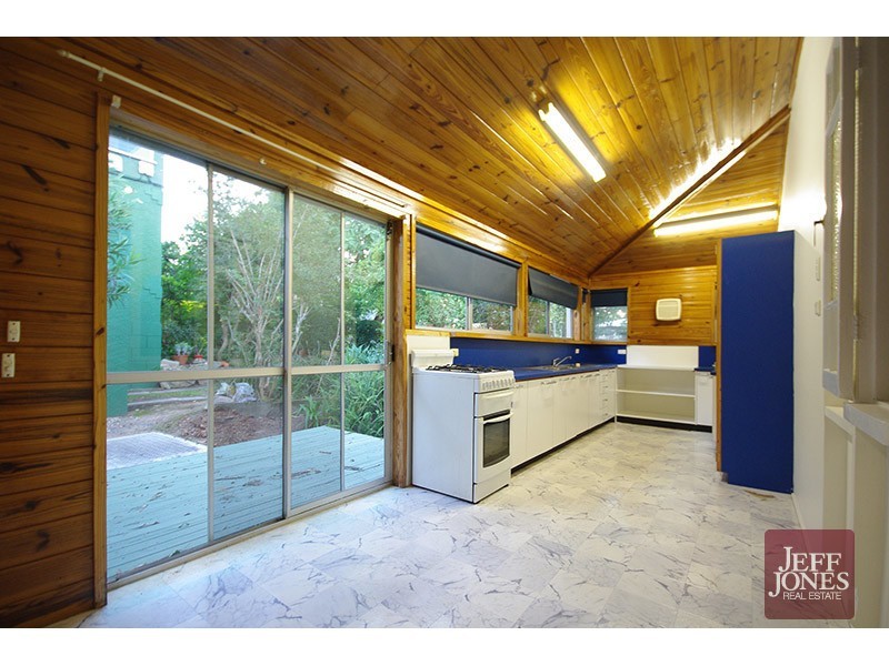 23 Instow Street, Yeronga QLD 4104