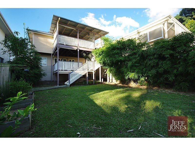 67 Stella Street, Holland Park QLD 4121