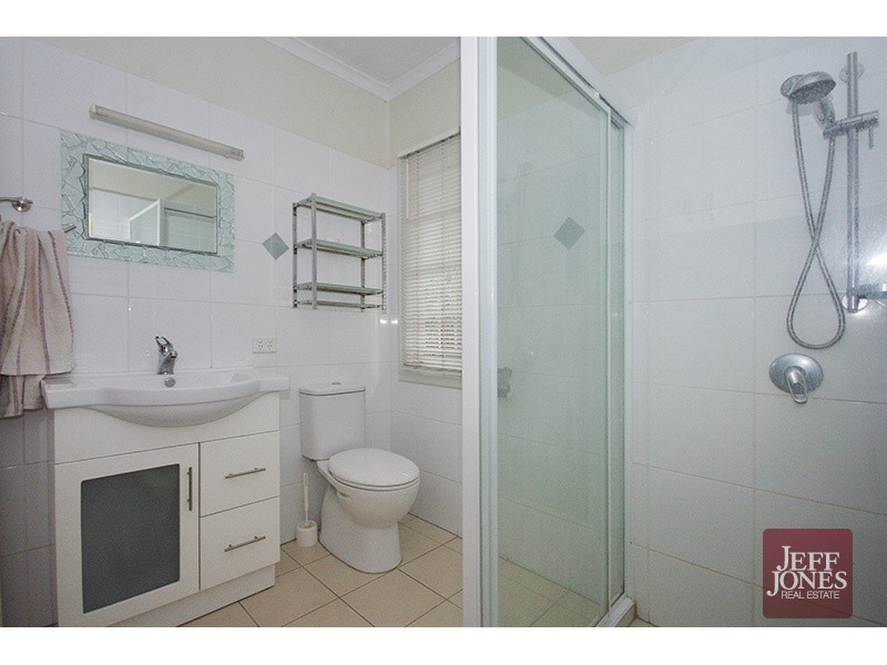 18 Beanga Street, Greenslopes QLD 4120