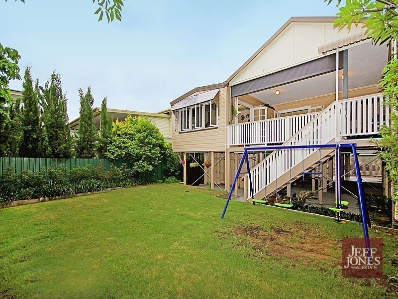 98 Linton Street, Kangaroo Point QLD 4169